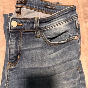 Judy Blue Distressed Denim Boyfriend Jeans